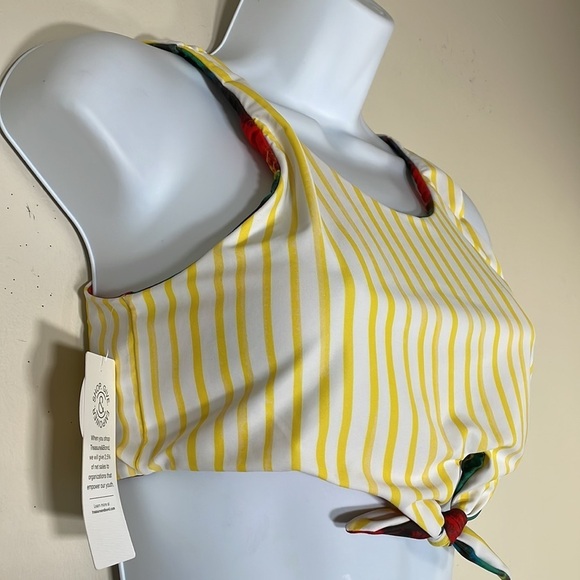 NWT. Treasure and Bond Girl’s 16 Reversible Tie-Dye & Stripe Bikini Top. - Picture 7 of 10